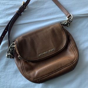 MK CROSSBODY